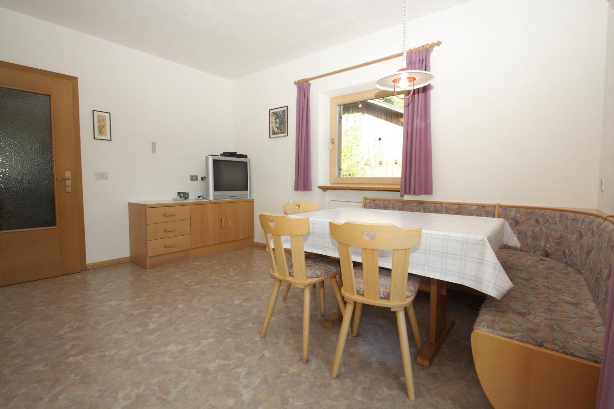 Paderlafoderhof Aparthotel Лайон Екстериор снимка