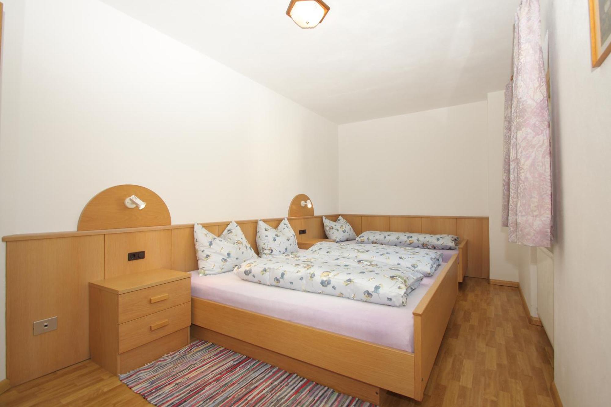 Paderlafoderhof Aparthotel Лайон Екстериор снимка